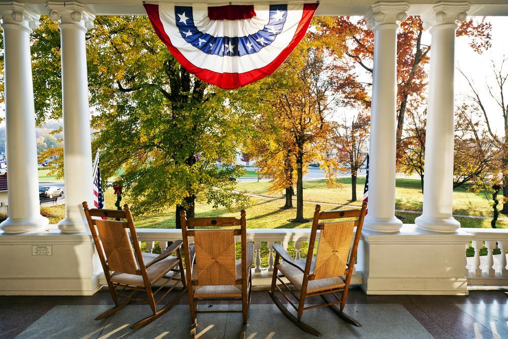 French Lick Springs Hotel Buitenkant foto