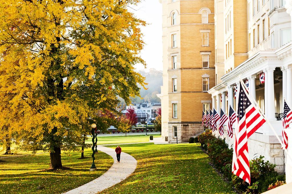 French Lick Springs Hotel Buitenkant foto