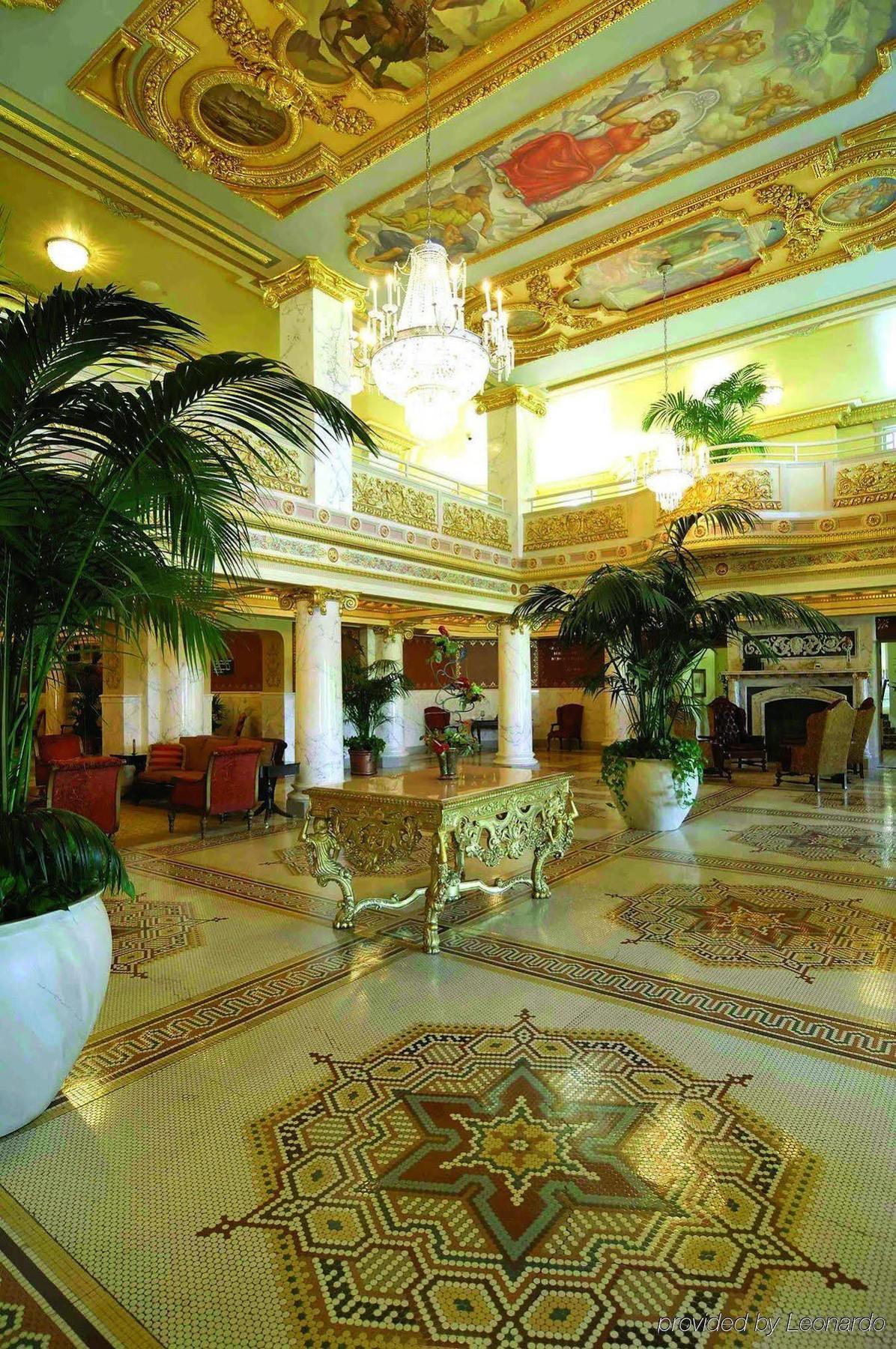 French Lick Springs Hotel Buitenkant foto
